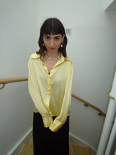 Load image into Gallery viewer, Edie Blouse Yellow
